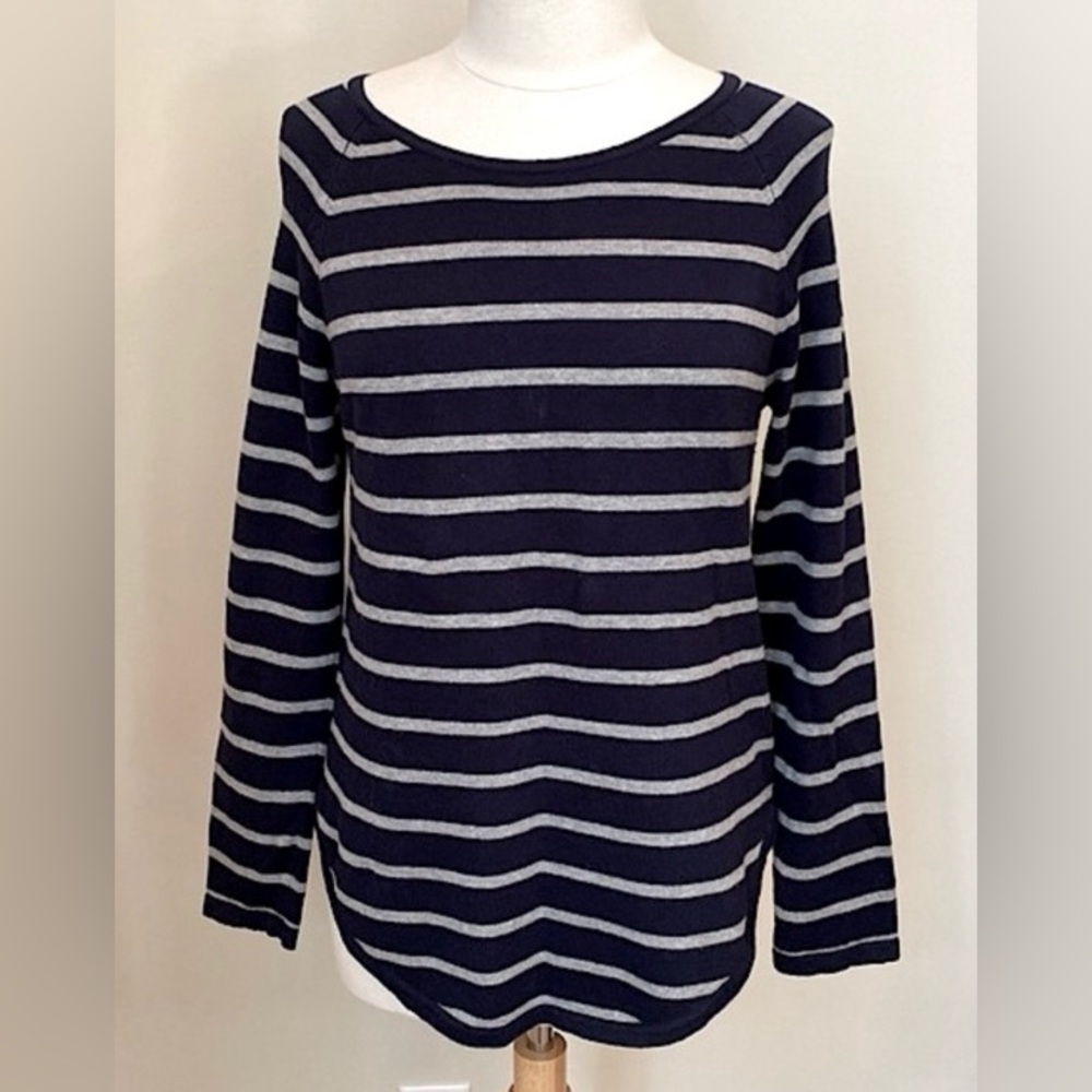 Jeanne Pierre Blue Gray Striped Long Sleeve Casual Knit Top Size Small